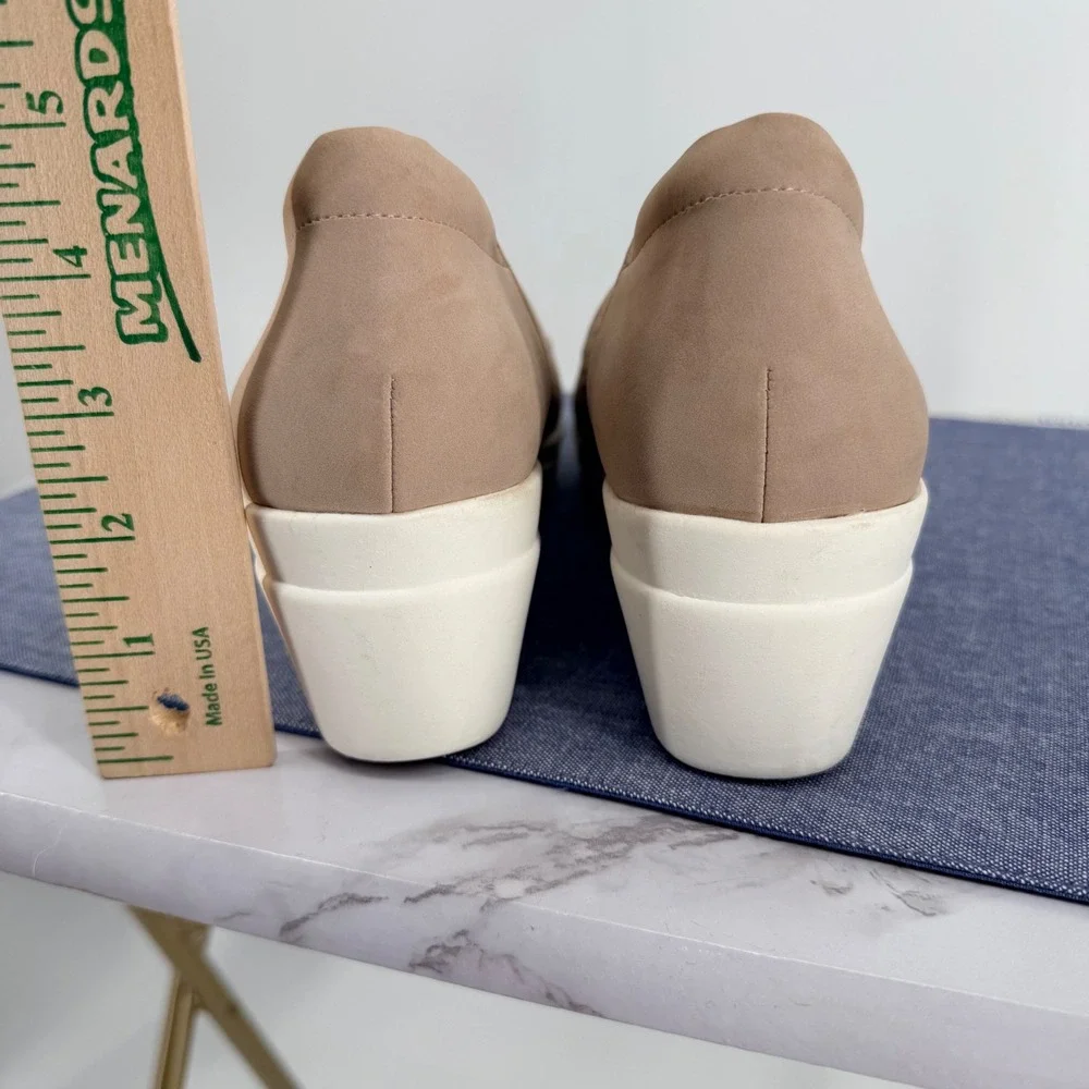 Naturalizer Sam 2 Women 11M Beige Perforated Wedge Ballet Flats Shoes Faux Suede